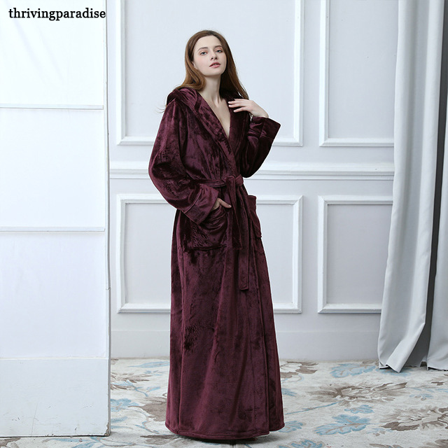 bademantel bodenlang